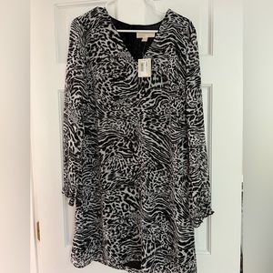 Women’s Michael Kors dress size 6. NWT SF dog friendly home